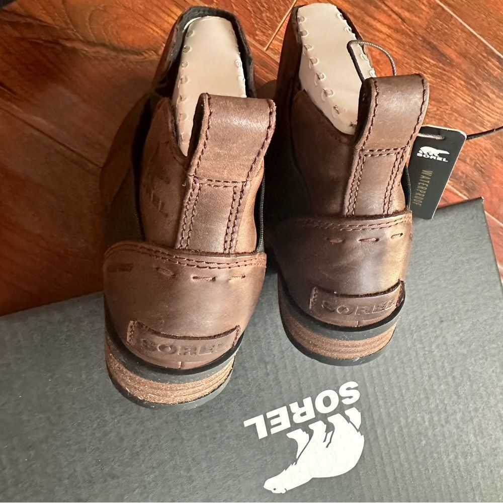 Sorel Emilie waterproof leather Chelsea boot size 6 - Picture 7 of 12
